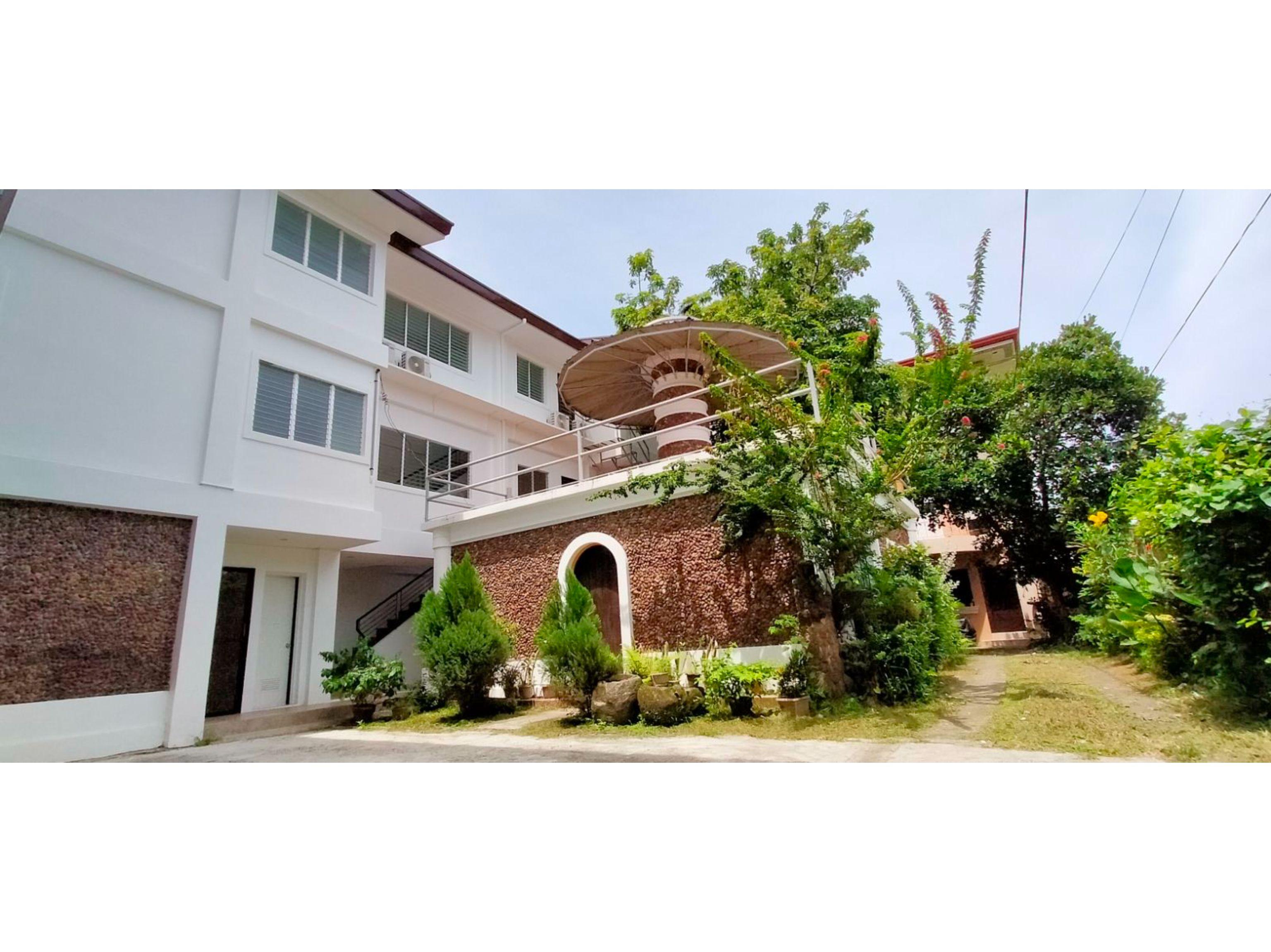Отель Oyo 799 Ddd Habitat Iloilo Экстерьер фото