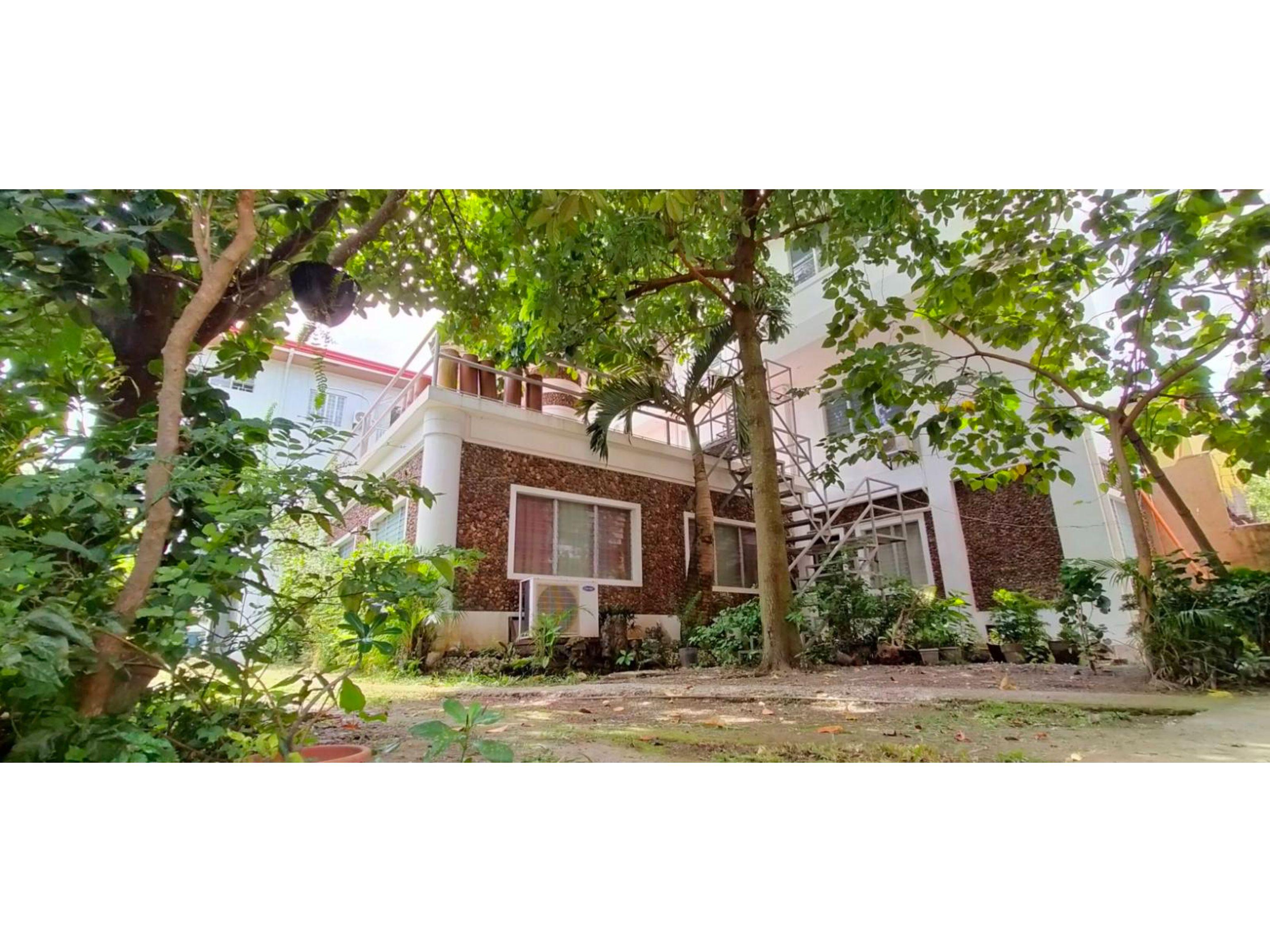 Отель Oyo 799 Ddd Habitat Iloilo Экстерьер фото
